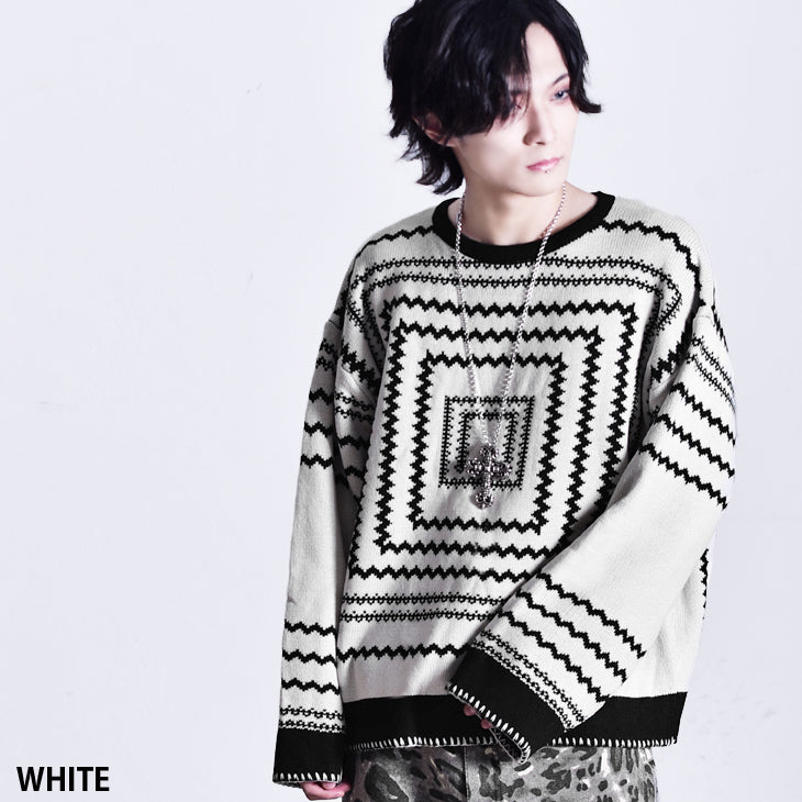 Geometric pattern knit